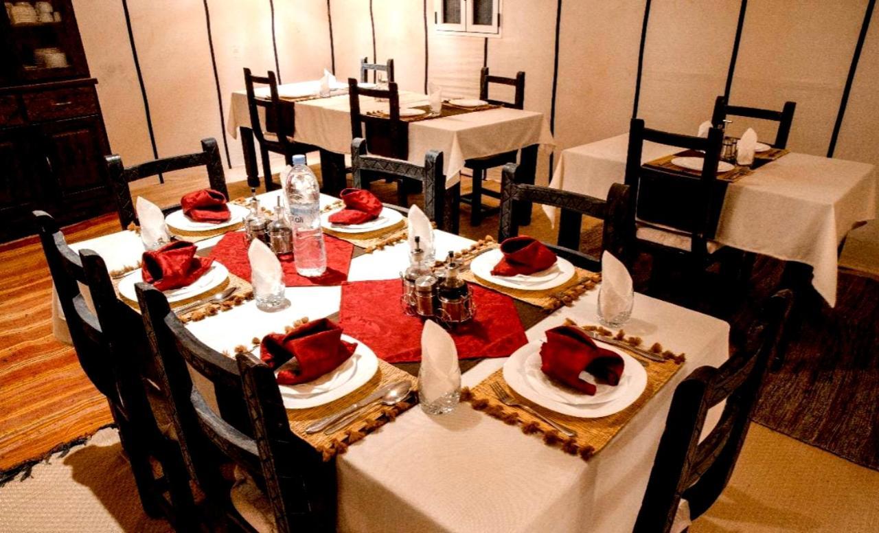 Holiday Desert Camp Merzouga Ngoại thất bức ảnh