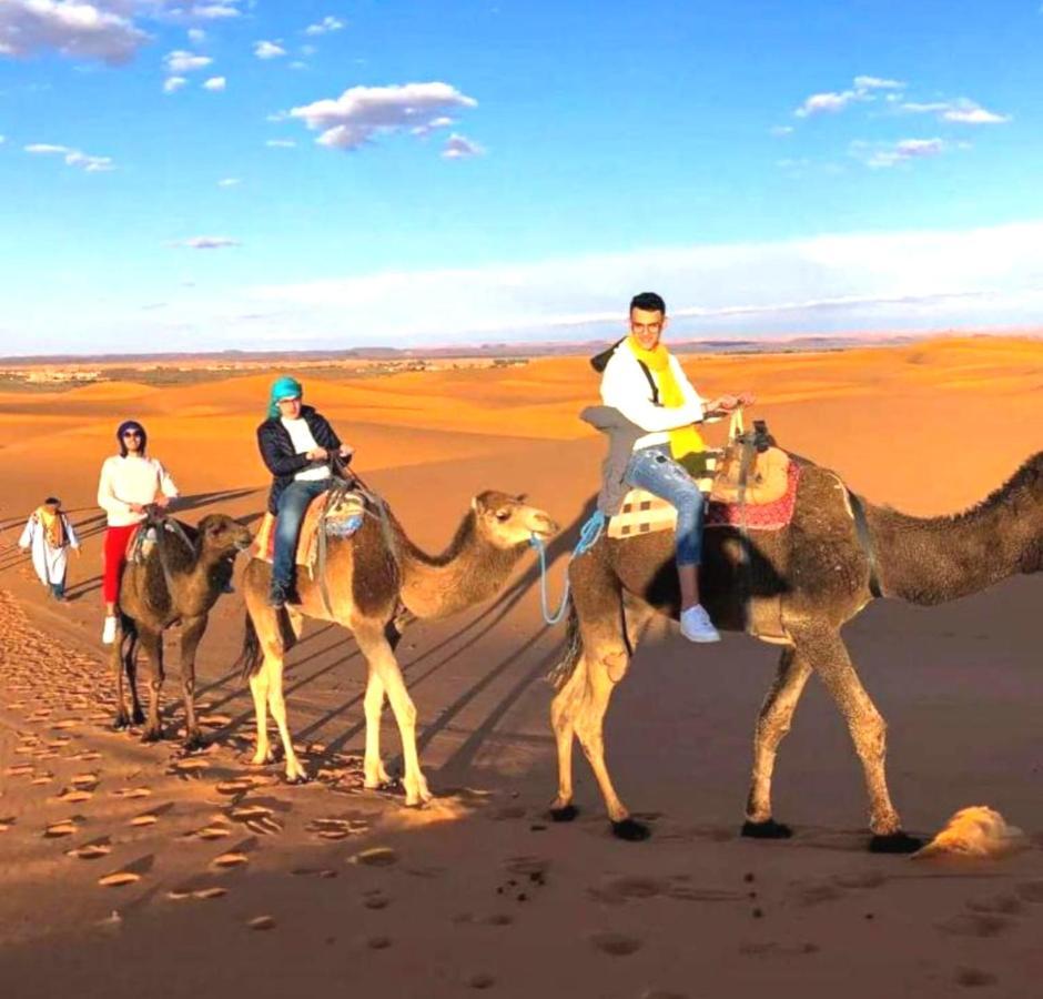 Holiday Desert Camp Merzouga Ngoại thất bức ảnh