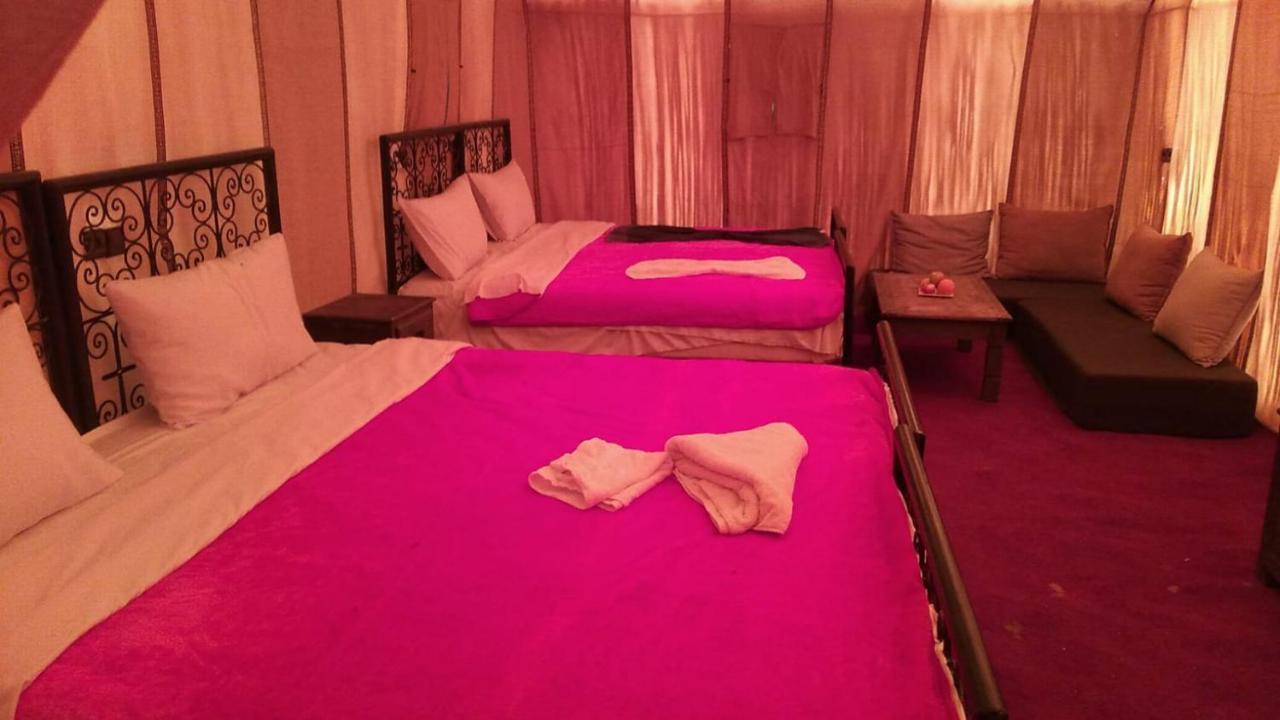 Holiday Desert Camp Merzouga Ngoại thất bức ảnh
