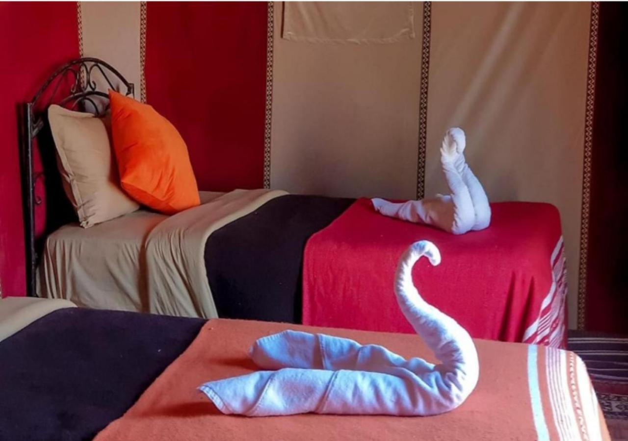 Holiday Desert Camp Merzouga Ngoại thất bức ảnh