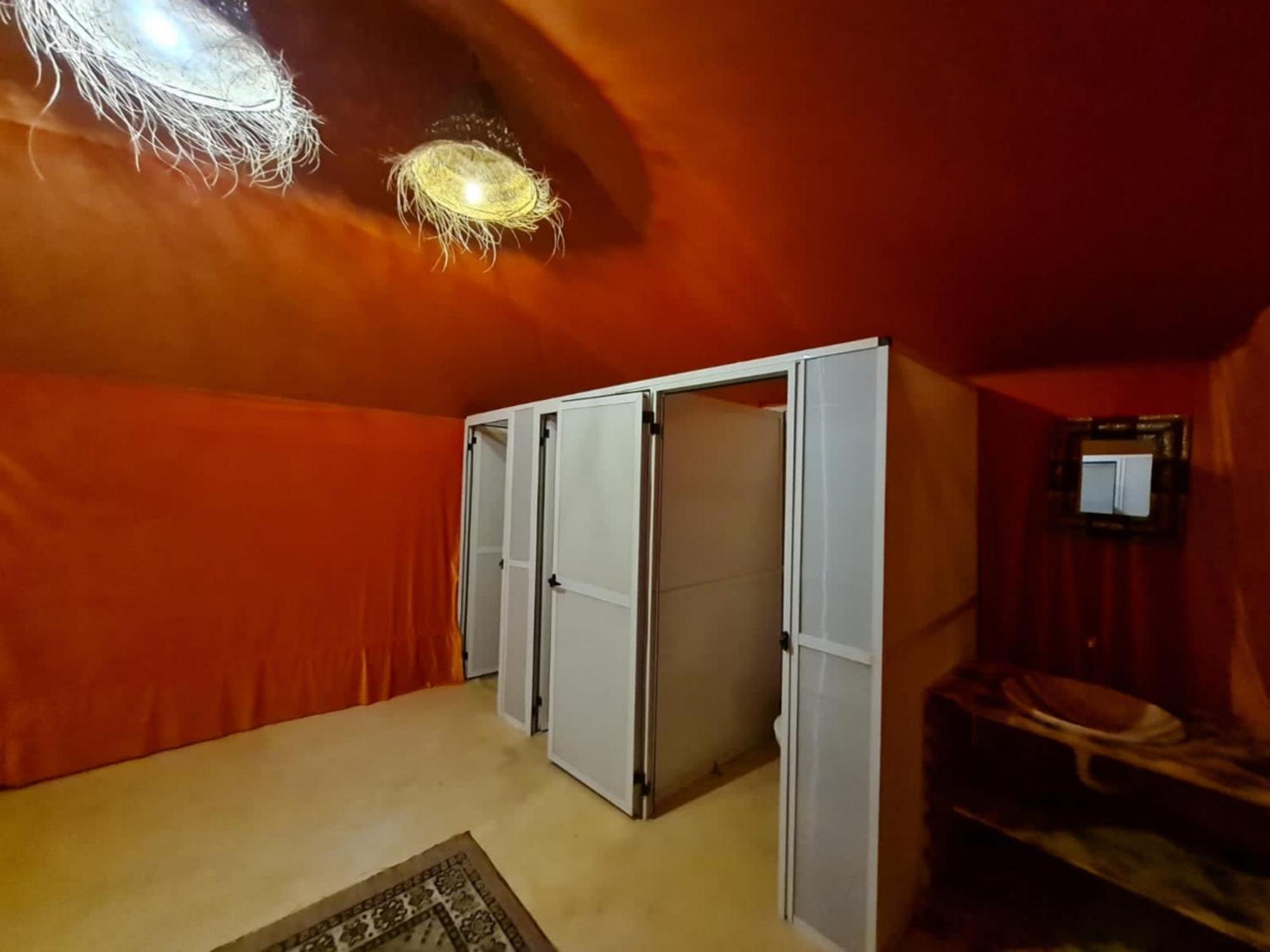 Holiday Desert Camp Merzouga Ngoại thất bức ảnh